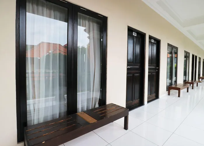 Warapsari Guest house 2*