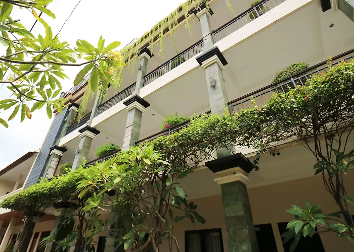 Warapsari 2* Kuta (Bali)