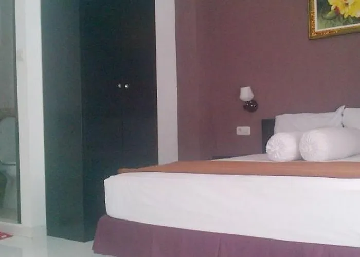 Warapsari Guest house 2*
